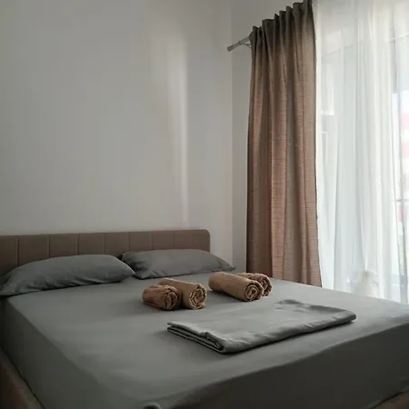 Apartamento Violeta's Tirana